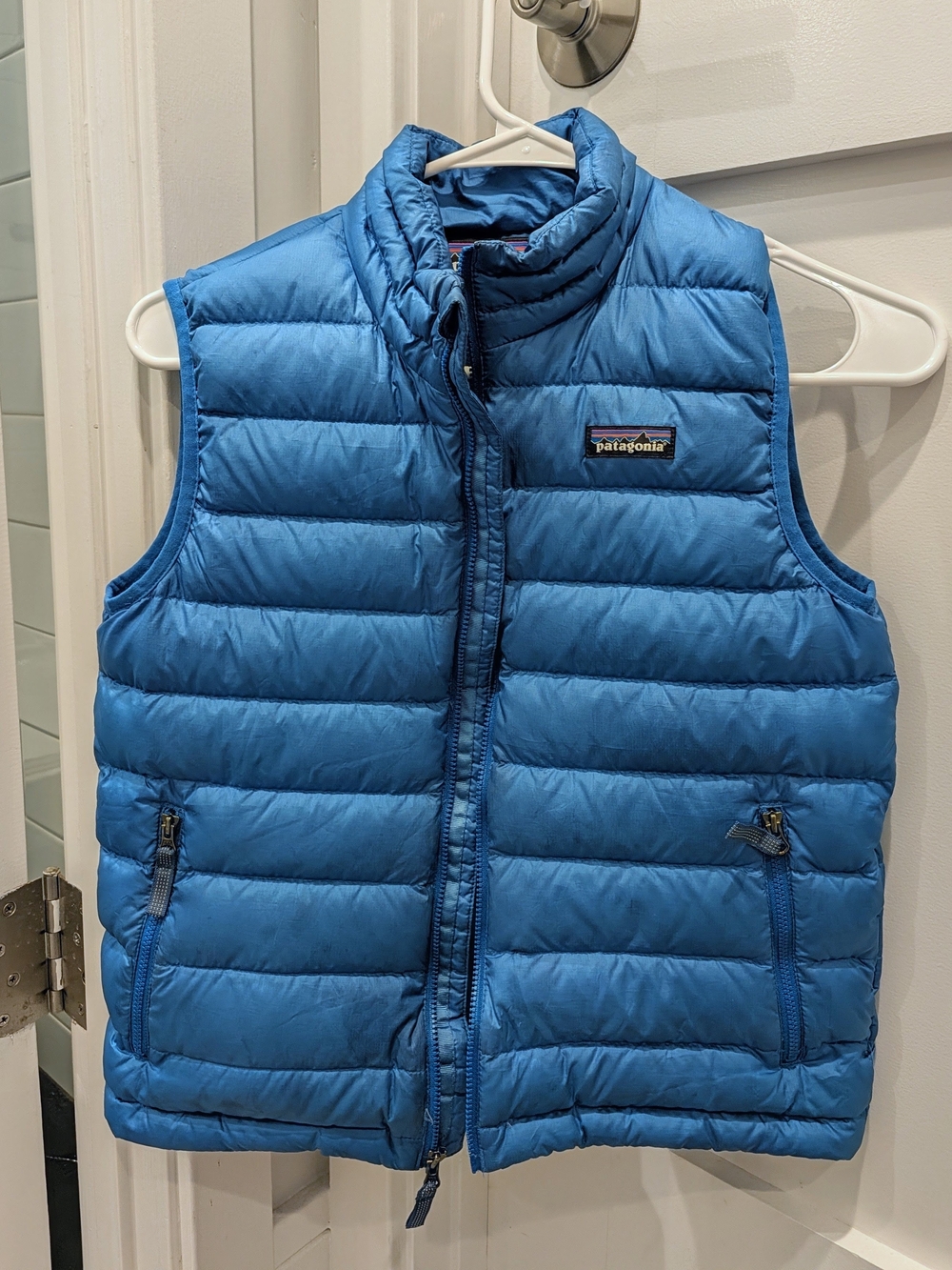 Patagonia Men’s Pacific Blue Quilted Down Vest